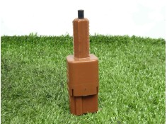 Recambio de interruptor para nissan x-trail (t32) 1.6 dci turbodiesel cat referencia OEM IAM 253003RA0A 2.PINES 