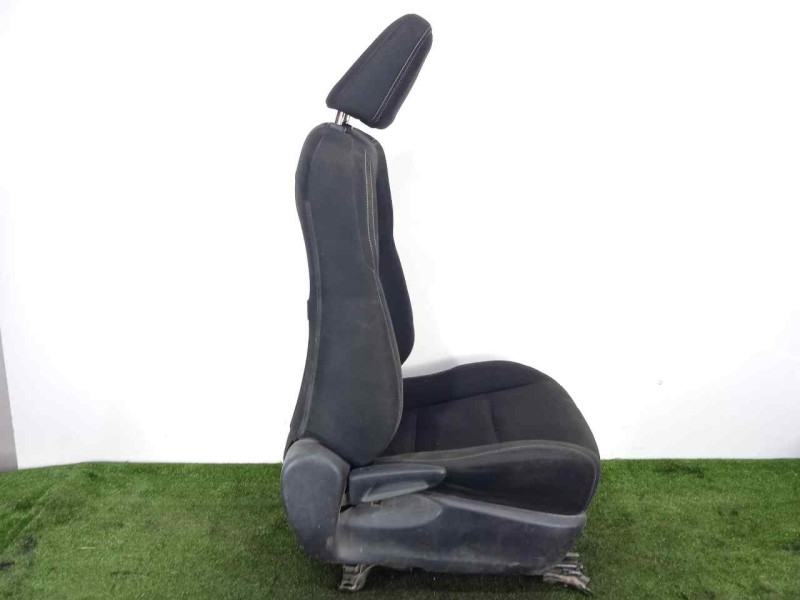 Recambio de asiento delantero derecho para toyota rav 4 2.2 d-4d cat referencia OEM IAM 7107142670C4-7107342A50C0  