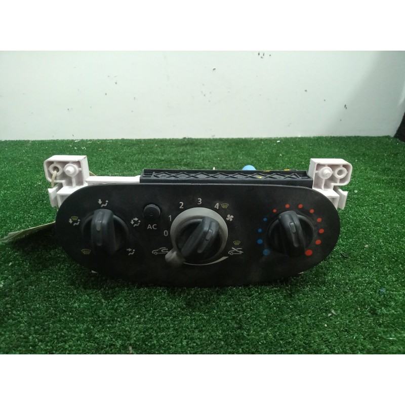 Recambio de mando calefaccion / aire acondicionado para dacia sandero 1.5 dci diesel cat referencia OEM IAM T1001639U  N106278B