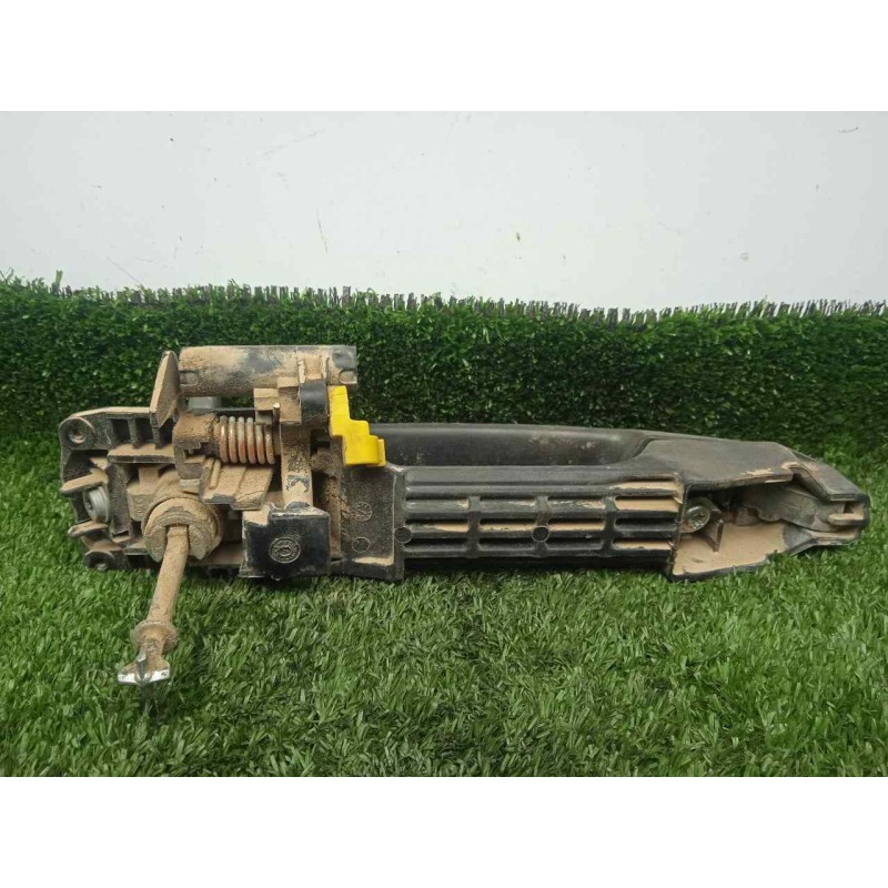 Recambio de maneta exterior delantera izquierda para toyota hilux (kun) 2.5 turbodiesel referencia OEM IAM   NEGRA