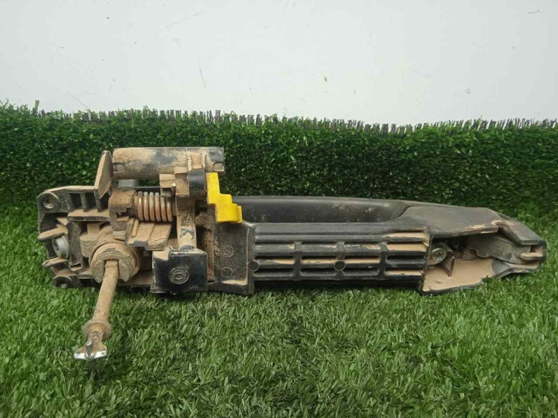 Recambio de maneta exterior delantera izquierda para toyota hilux (kun) 2.5 turbodiesel referencia OEM IAM   NEGRA