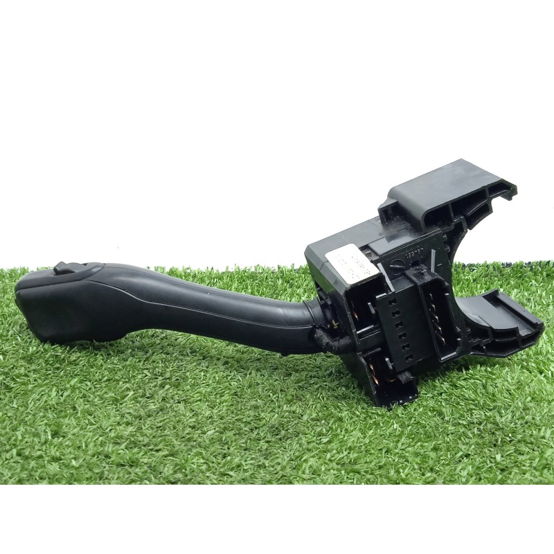 Recambio de mando limpia para volkswagen golf iv berlina (1j1) 1.9 tdi referencia OEM IAM 4B0953503H  