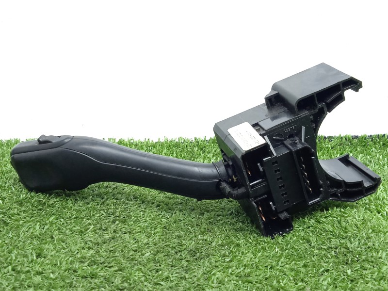 Recambio de mando limpia para volkswagen golf iv berlina (1j1) 1.9 tdi referencia OEM IAM 4B0953503H  