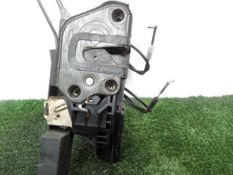 Recambio de cerradura puerta delantera izquierda para hyundai trajet (fo) 2.0 crdi cat referencia OEM IAM SINREFERENCIA 5.PINES 