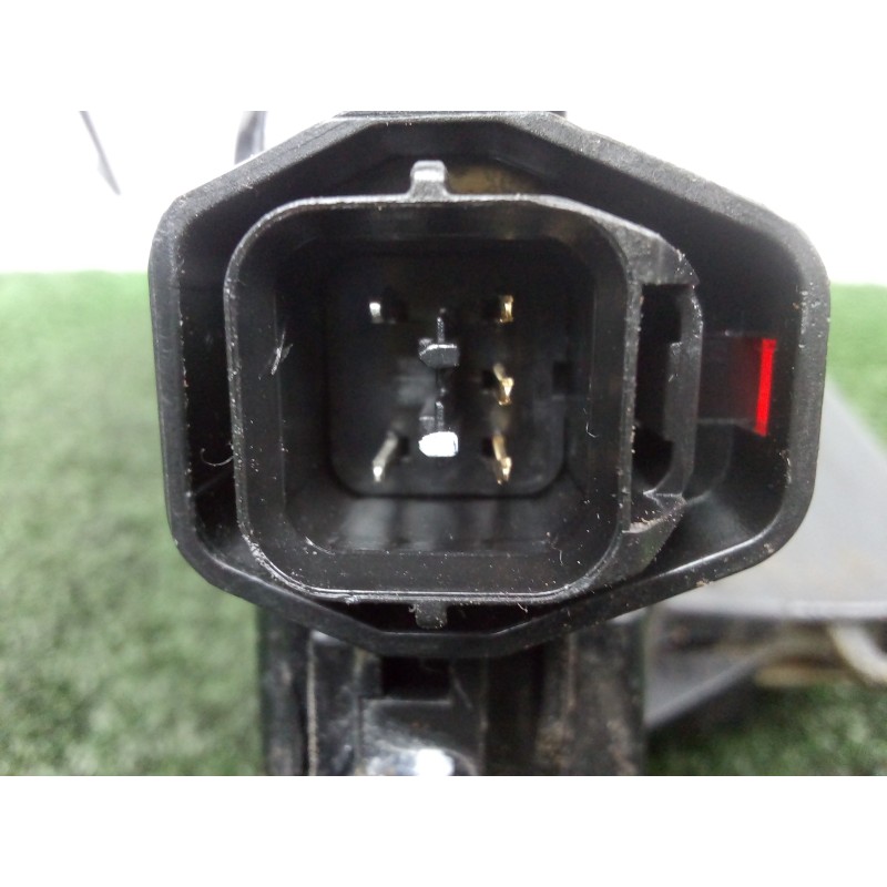 Recambio de cerradura puerta delantera izquierda para hyundai trajet (fo) 2.0 crdi cat referencia OEM IAM SINREFERENCIA 5.PINES 