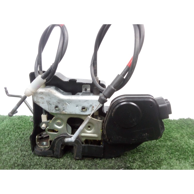 Recambio de cerradura puerta delantera izquierda para hyundai trajet (fo) 2.0 crdi cat referencia OEM IAM SINREFERENCIA 5.PINES 