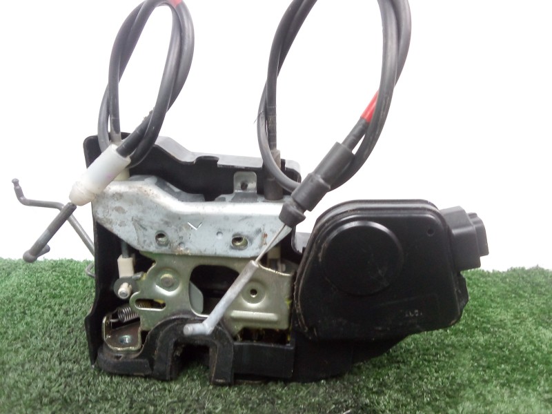 Recambio de cerradura puerta delantera izquierda para hyundai trajet (fo) 2.0 crdi cat referencia OEM IAM SINREFERENCIA 5.PINES 