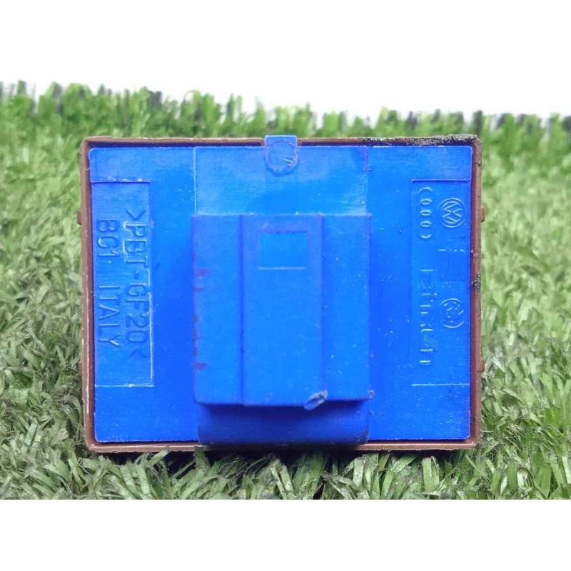 Recambio de interruptor para volkswagen passat cc (357) 2.0 tdi referencia OEM IAM 3C0959903B 4.PINES 