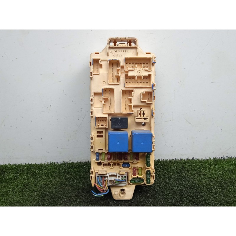 Recambio de caja reles / fusibles para mitsubishi montero (v60/v70) 3.2 di-d cat referencia OEM IAM 3A160417  