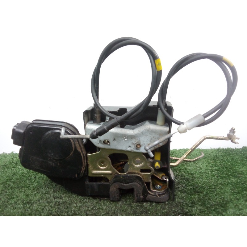 Recambio de cerradura puerta delantera derecha para hyundai trajet (fo) 2.0 crdi cat referencia OEM IAM SINREFERENCIA 5.PINES 