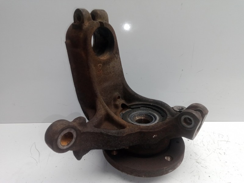 Recambio de mangueta delantera izquierda para peugeot 207 1.4 16v cat (kfu / et3j4) referencia OEM IAM   