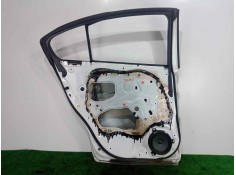 Recambio de puerta trasera izquierda para toyota avensis (t27) 2.2 d-4d cat referencia OEM IAM 6700405041  BLANCO 2