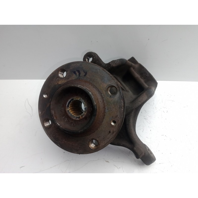 Recambio de mangueta delantera izquierda para peugeot 207 1.4 16v cat (kfu / et3j4) referencia OEM IAM   