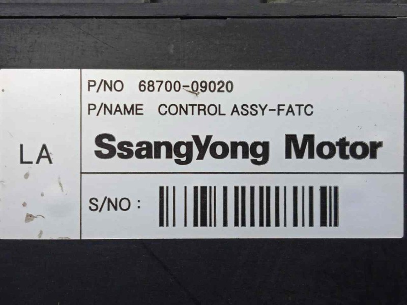 Recambio de mando climatizador para ssangyong kyron 2.0 referencia OEM IAM 6870009020  CON.TARA