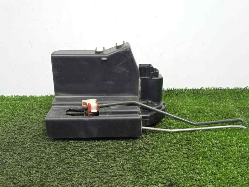 Recambio de cerradura puerta delantera izquierda para ssangyong kyron 2.0 referencia OEM IAM SINREFERENCIA 5.PINES 