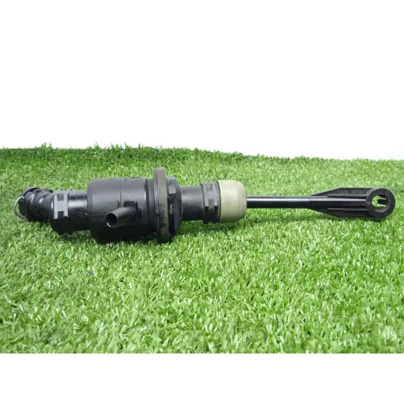 Recambio de bomba embrague para nissan x-trail (t32) 1.6 dci turbodiesel cat referencia OEM IAM 306104BA0A  