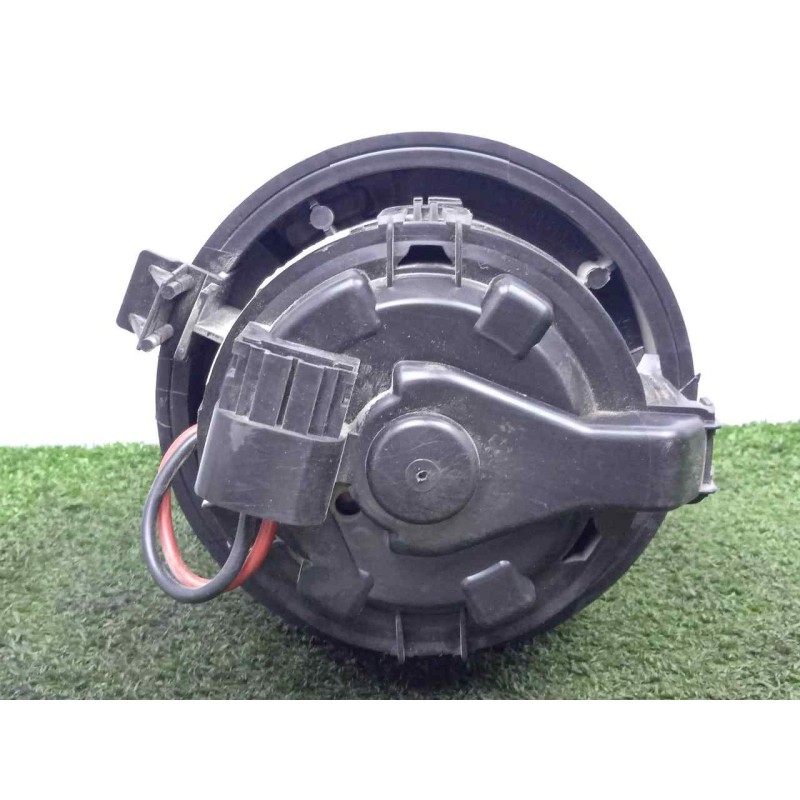 Recambio de motor calefaccion para peugeot 208 1.4 hdi fap referencia OEM IAM T1013140A Ø DIAMETRO: 140MM 