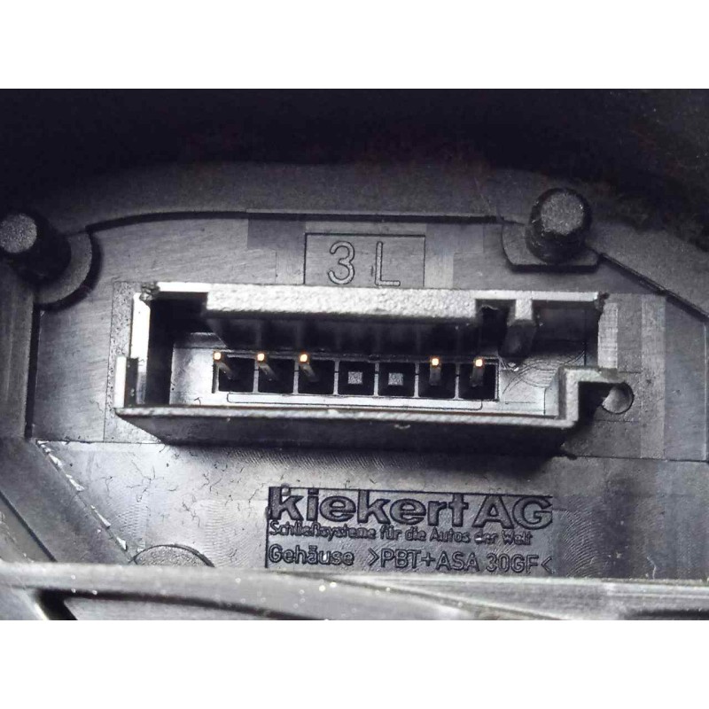 Recambio de cerradura puerta delantera izquierda para bmw serie 1 berlina (e81/e87) 118d referencia OEM IAM 7202149  