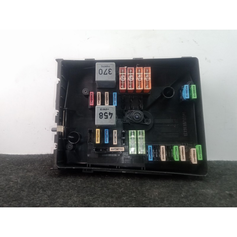 Recambio de caja reles / fusibles para seat altea xl (5p5) 1.6 referencia OEM IAM 1K0937125A  