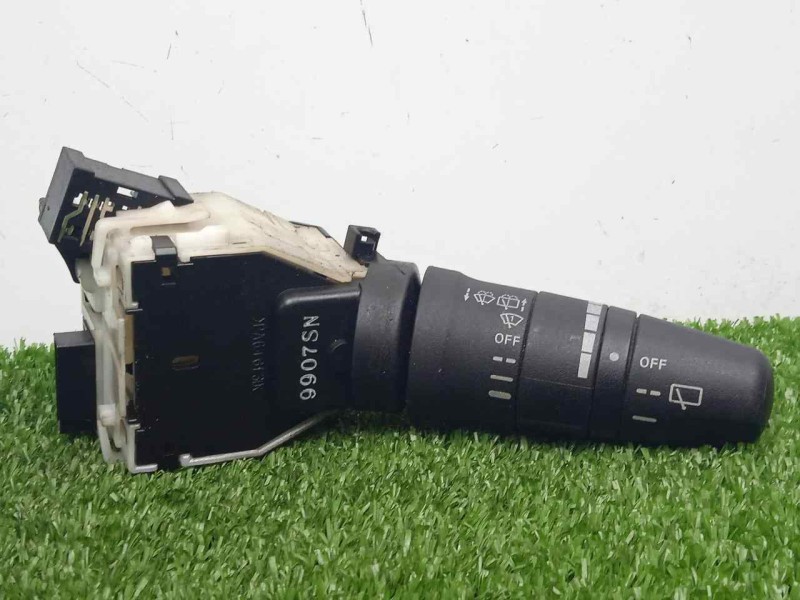 Recambio de mando limpia para nissan note (e11e) visia referencia OEM IAM   