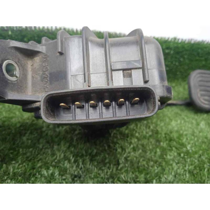 Recambio de potenciometro pedal para toyota hilux (kun) 2.5 turbodiesel referencia OEM IAM 781200K020  6.PINES
