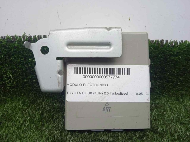 Recambio de modulo electronico para toyota hilux (kun) 2.5 turbodiesel referencia OEM IAM 8953371030-1796000351 DENSO 10.PINES