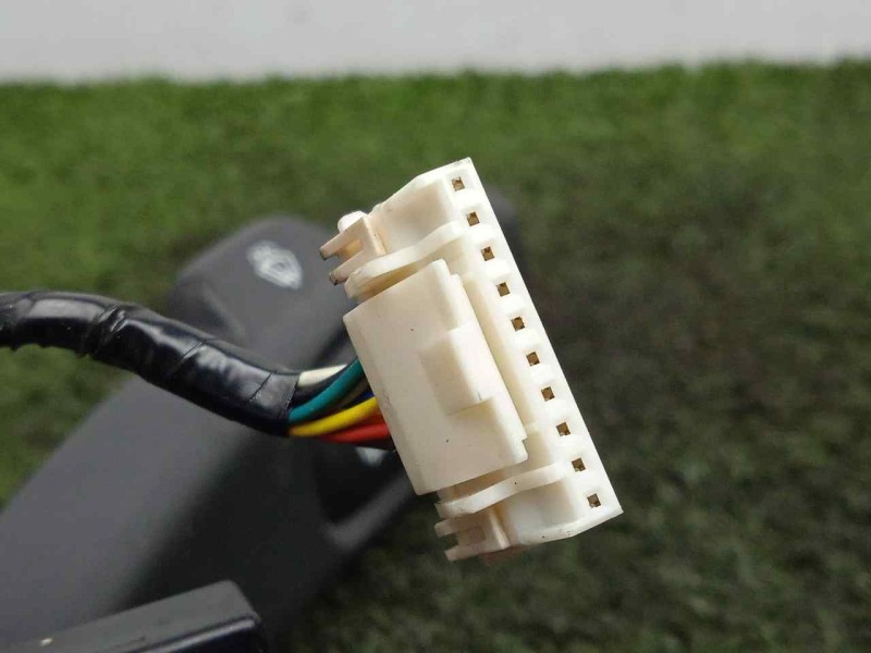 Recambio de mando limpia para volvo s60 lim. 2.0 diesel cat referencia OEM IAM 31264165  