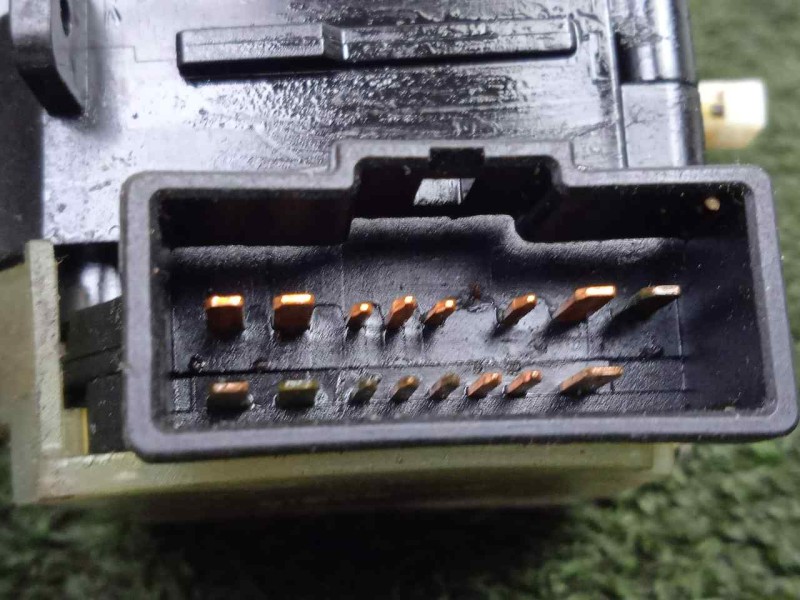 Recambio de mando luces para ssangyong kyron 2.0 referencia OEM IAM LD4813AA  