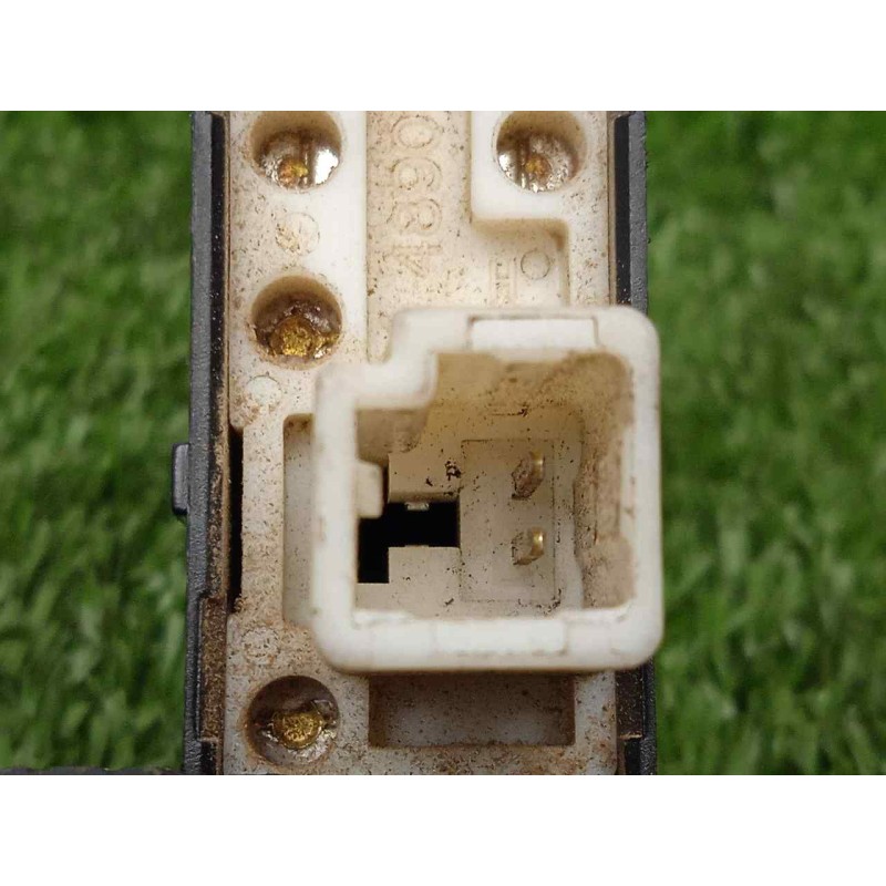 Recambio de interruptor para toyota hilux (kun) 2.5 turbodiesel referencia OEM IAM   2.PINES