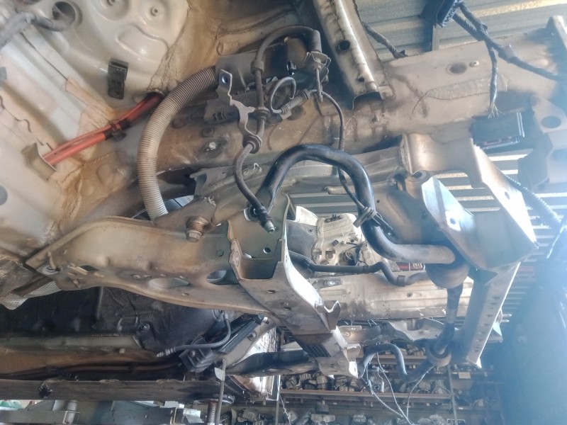 Recambio de puente delantero para bmw serie 1 berlina (e81/e87) 2.0 16v referencia OEM IAM   