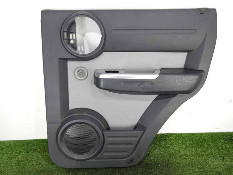 Recambio de guarnecido puerta trasera derecha para dodge nitro 2.8 crd referencia OEM IAM 1EC061DVAA-5750570  