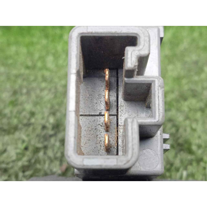 Recambio de interruptor para toyota hilux (kun) 2.5 turbodiesel referencia OEM IAM  BOTON TRACCION 4X4 4.PINES
