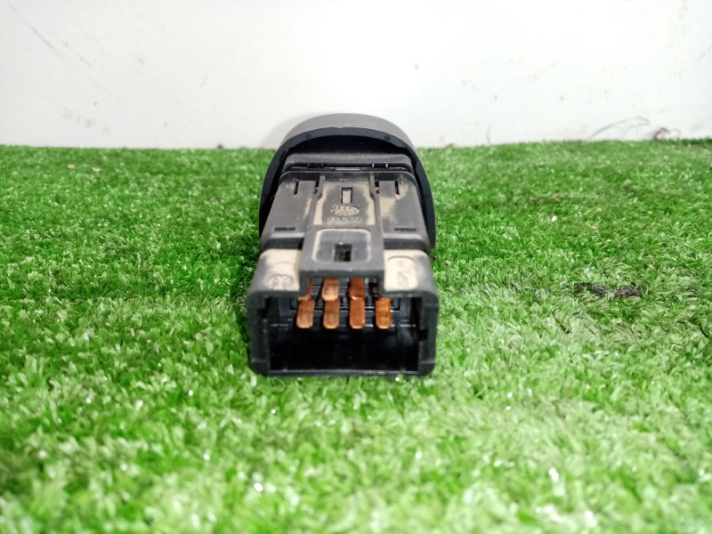 Recambio de warning para renault megane i fase 2 berlina (ba0) 1.4 16v referencia OEM IAM  A0. 