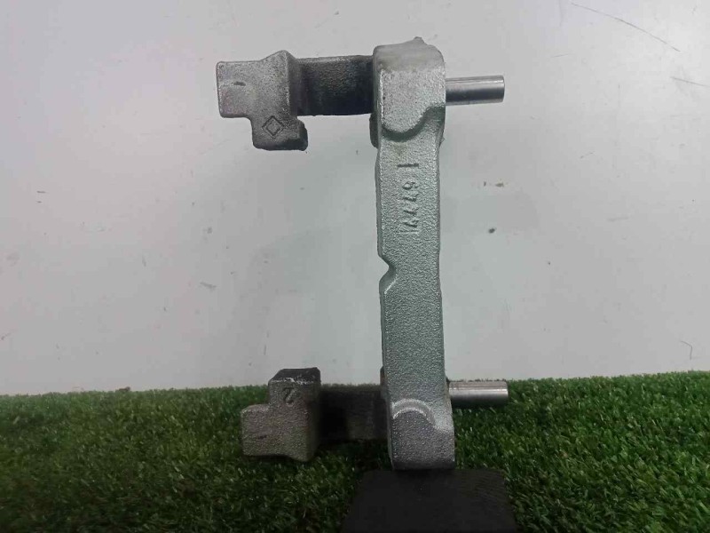Recambio de portapinzas para alfa romeo stelvio (630) 2.2 jtdm cat referencia OEM IAM SINREFERENCIA TRASERA AMBOS.LADOS