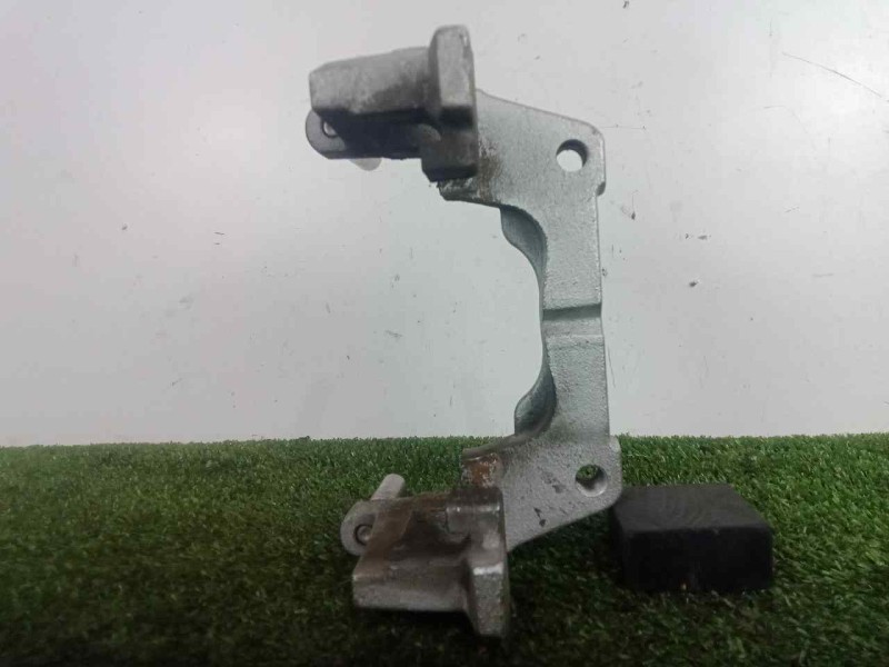 Recambio de portapinzas para alfa romeo stelvio (630) 2.2 jtdm cat referencia OEM IAM SINREFERENCIA TRASERA AMBOS.LADOS