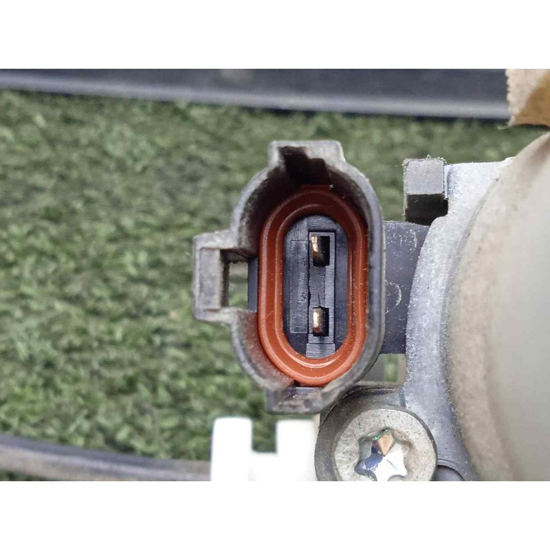 Recambio de elevalunas trasero derecho para ssangyong kyron 2.0 referencia OEM IAM SINREFERENCIA ELECTRICO - 2.PINES CON.MOTOR