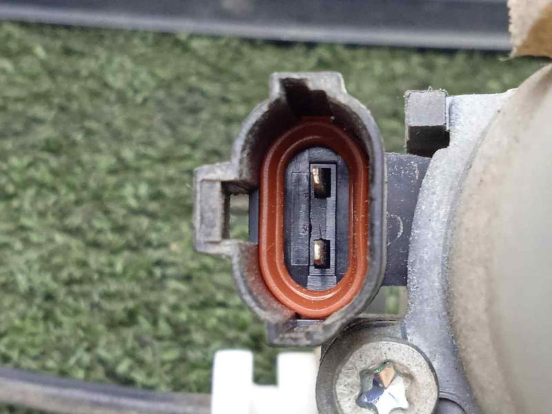 Recambio de elevalunas trasero derecho para ssangyong kyron 2.0 referencia OEM IAM SINREFERENCIA ELECTRICO - 2.PINES CON.MOTOR