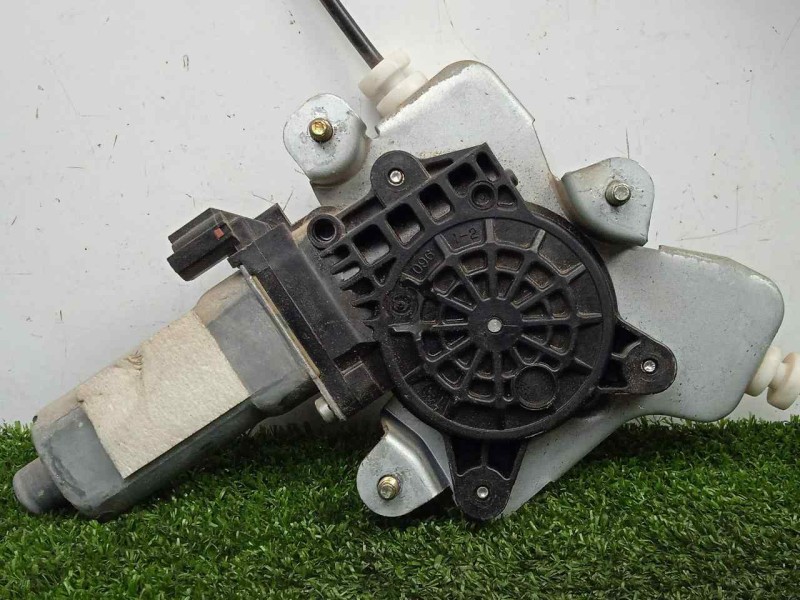 Recambio de elevalunas trasero derecho para ssangyong kyron 2.0 referencia OEM IAM SINREFERENCIA ELECTRICO - 2.PINES CON.MOTOR