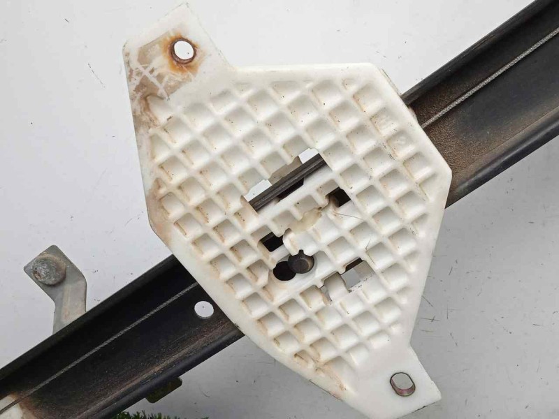 Recambio de elevalunas trasero derecho para ssangyong kyron 2.0 referencia OEM IAM SINREFERENCIA ELECTRICO - 2.PINES CON.MOTOR