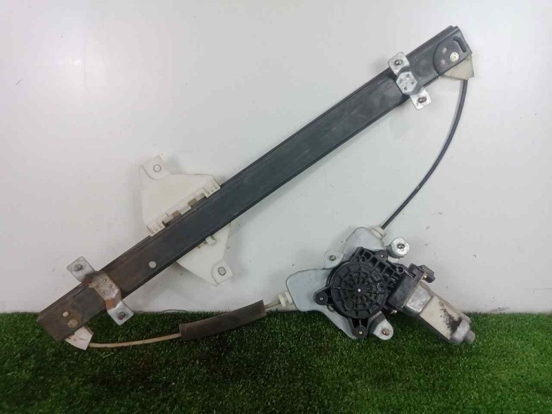 Recambio de elevalunas trasero izquierdo para ssangyong kyron 2.0 referencia OEM IAM SINREFERENCIA ELECTRICO - 2.PINES CON.MOTOR