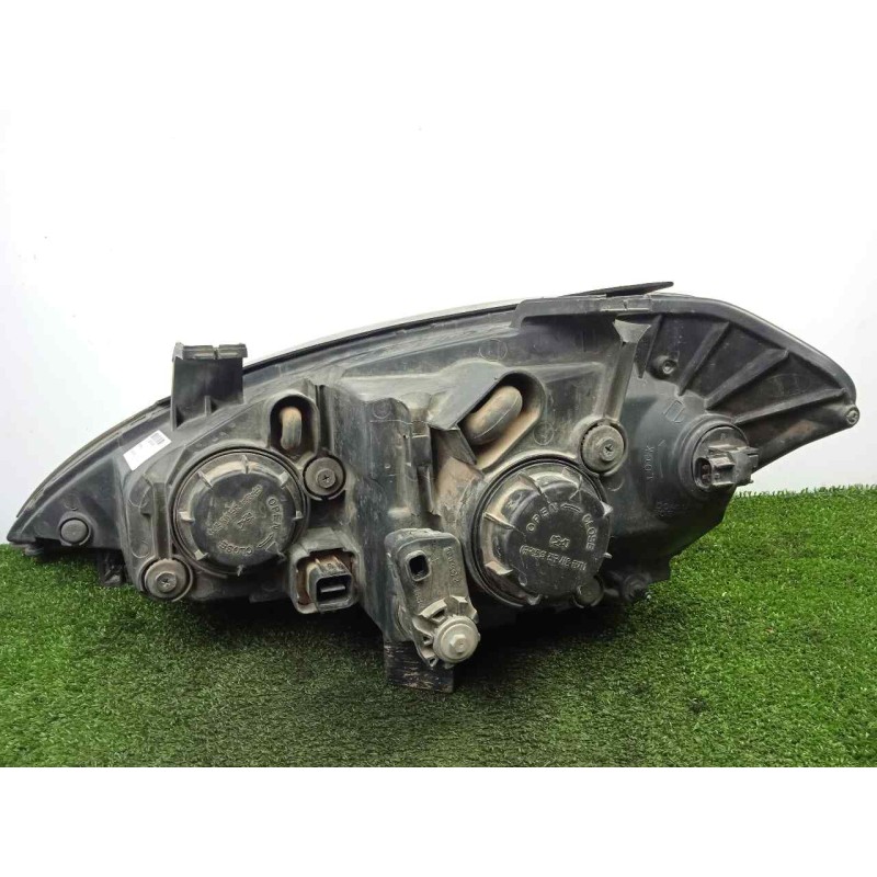 Recambio de faro derecho para ssangyong kyron 2.0 referencia OEM IAM SINREFERENCIA 06-09 H7+H1