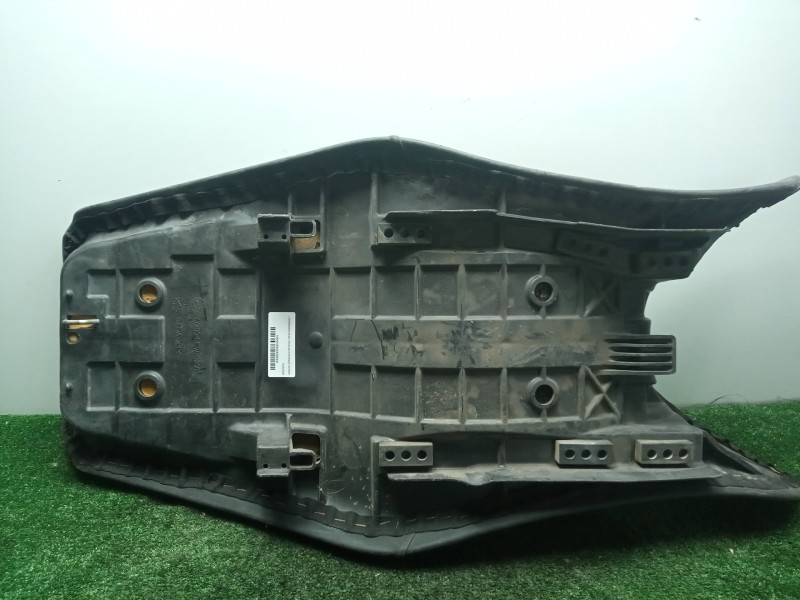 Recambio de asiento para honda transalp/africa twin/varadero referencia OEM IAM 77200MCB670ZA-77200MEW9200  