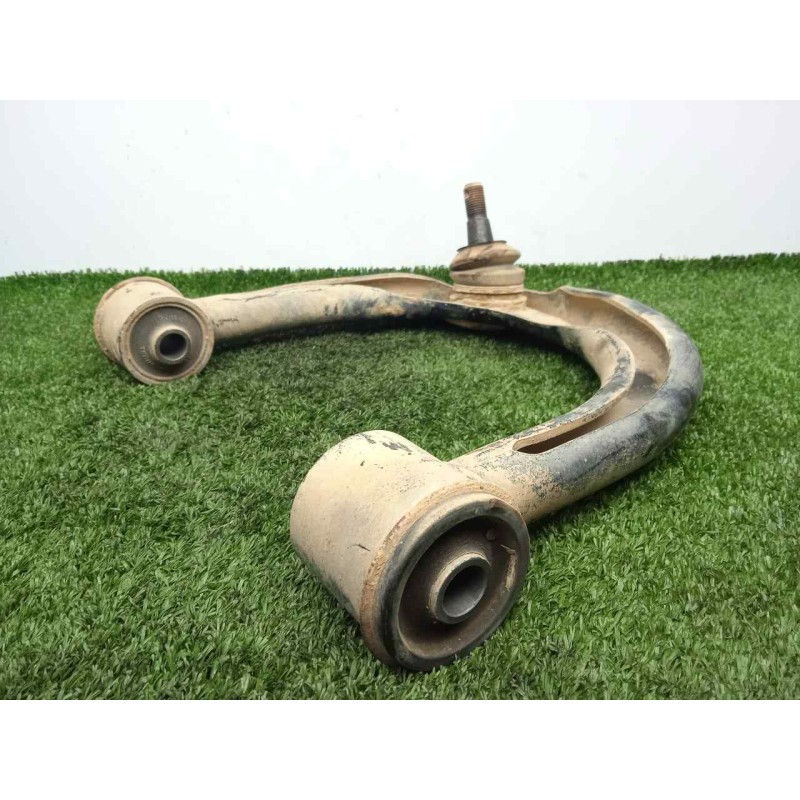 Recambio de brazo suspension superior delantero derecho para toyota hilux (kun) 2.5 turbodiesel referencia OEM IAM   
