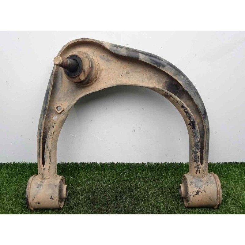 Recambio de brazo suspension superior delantero derecho para toyota hilux (kun) 2.5 turbodiesel referencia OEM IAM   