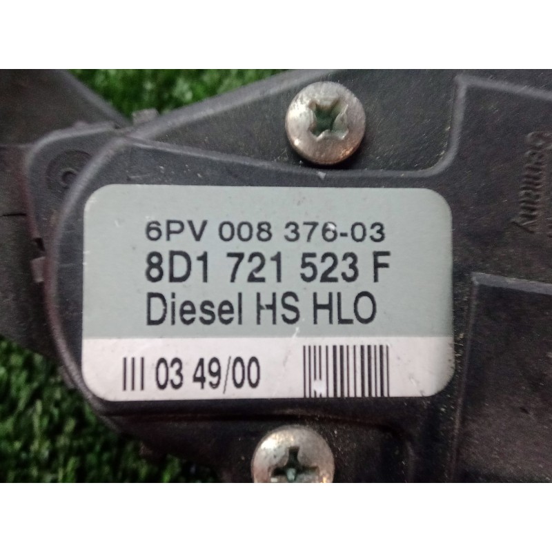 Recambio de pedal acelerador para volkswagen passat berlina (3b3) 1.9 tdi referencia OEM IAM 8D1721523F  6PV00837603
