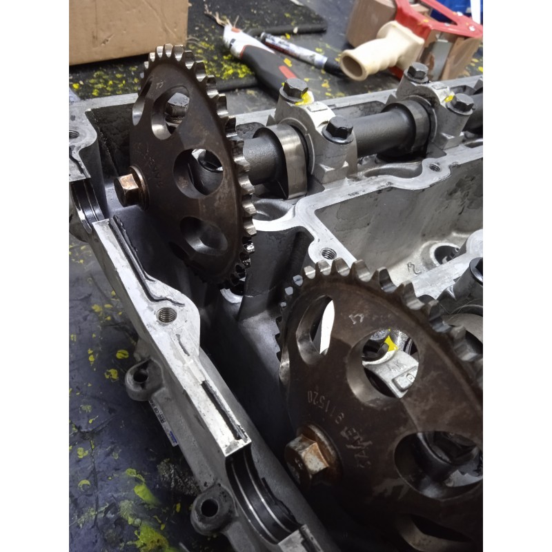 Recambio de culata para saab 9-5 berlina 2.3 cat referencia OEM IAM 7144  