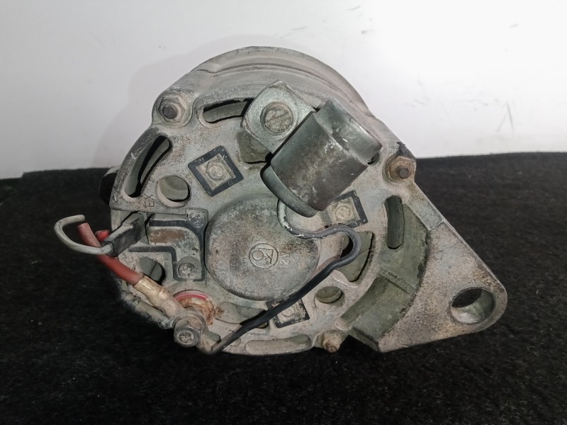 Recambio de alternador para renault 12 1.3 referencia OEM IAM  BOSCH POLEA.FIJA