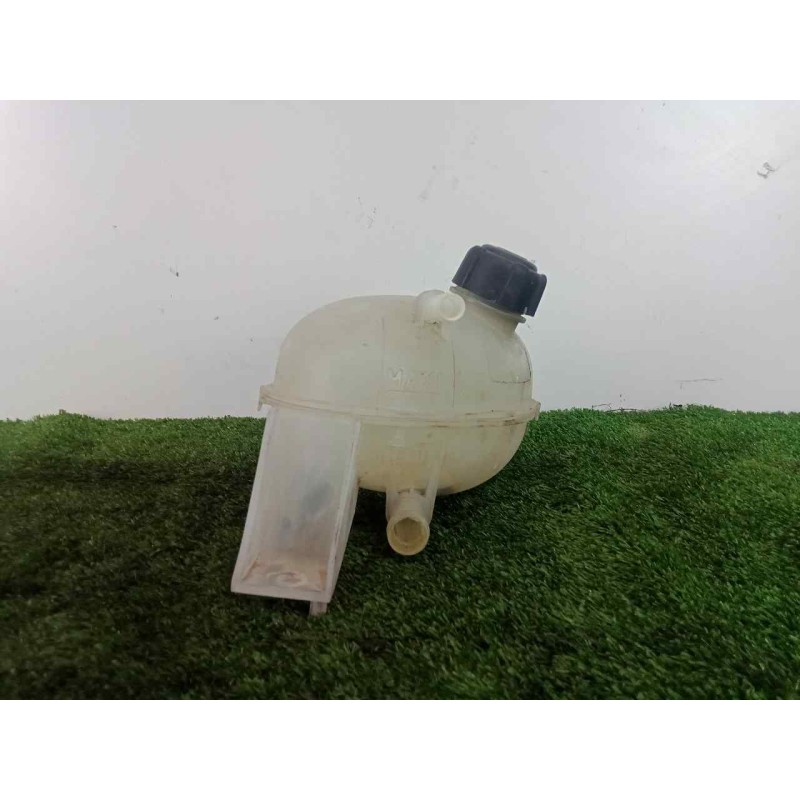 Recambio de deposito expansion para renault master kasten 2.3 dci diesel cat referencia OEM IAM 217100015R  