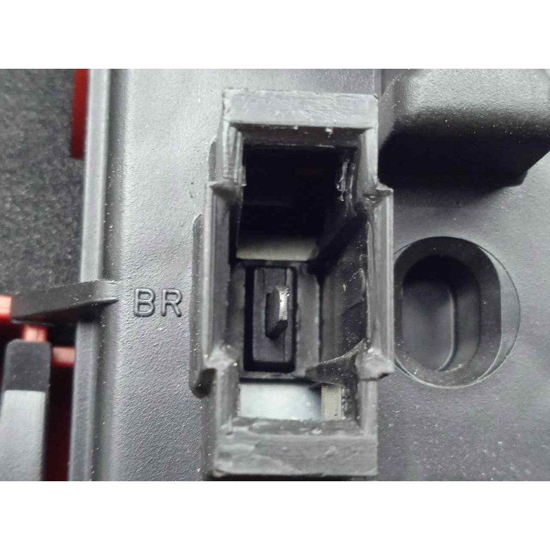 Recambio de piloto trasero izquierdo para volkswagen bora berlina (1j2) 1.9 tdi referencia OEM IAM SINREFERENCIA  