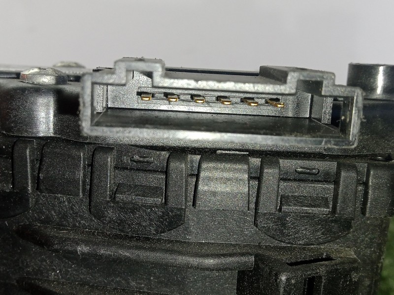 Recambio de pedal acelerador para volkswagen passat berlina (3b3) 1.9 tdi referencia OEM IAM 8D1721523F  6PV00837603